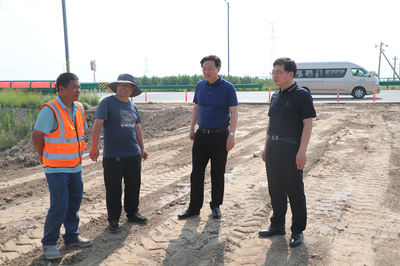 东营市人民政府 头条新闻 杨国强调研重点交通基础设施项目进展情况和夏收夏种工作